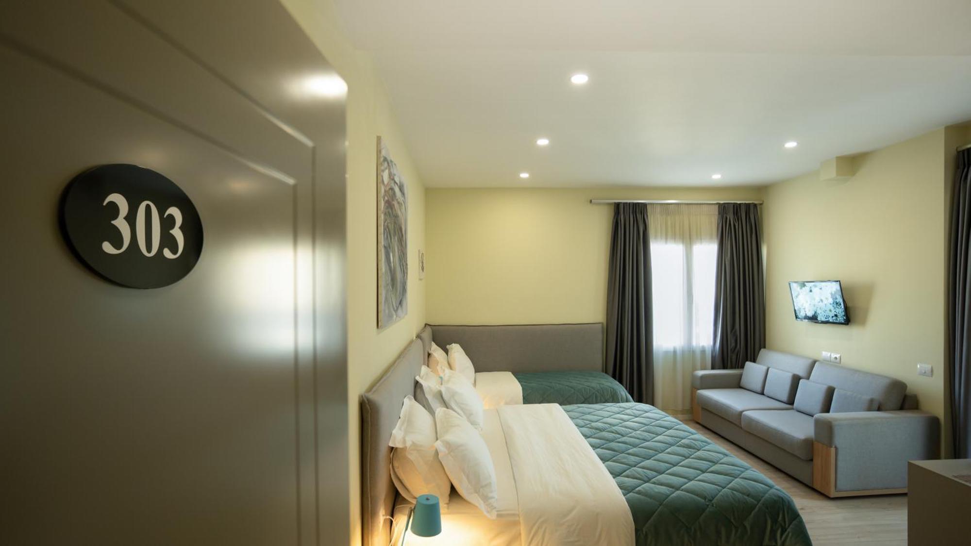 Hotel F&m 2 *